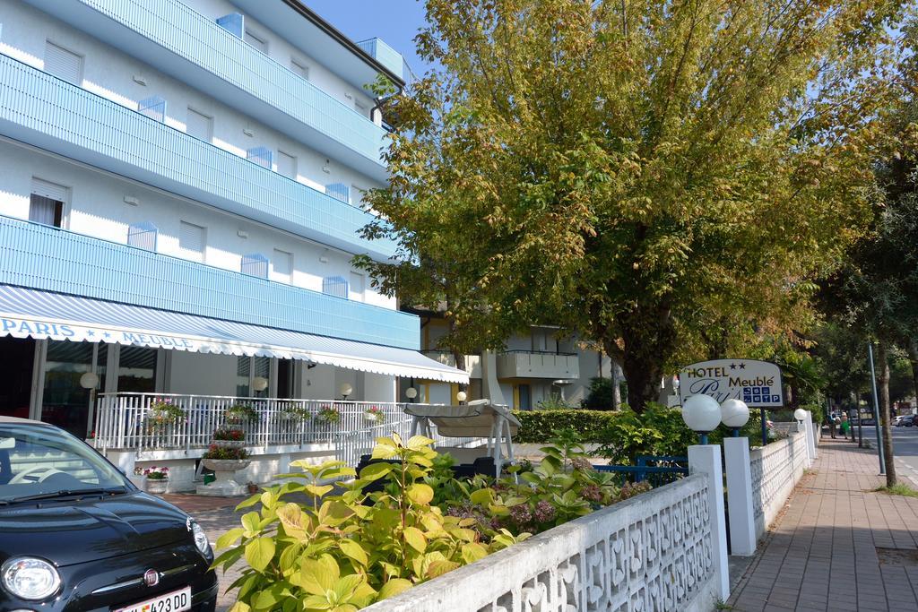 巴黎酒店 利尼亚诺萨比亚多罗 外观 照片